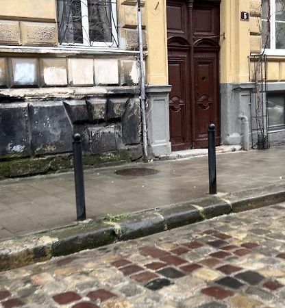 31 Котлярська Apartment Lviv Bagian luar foto