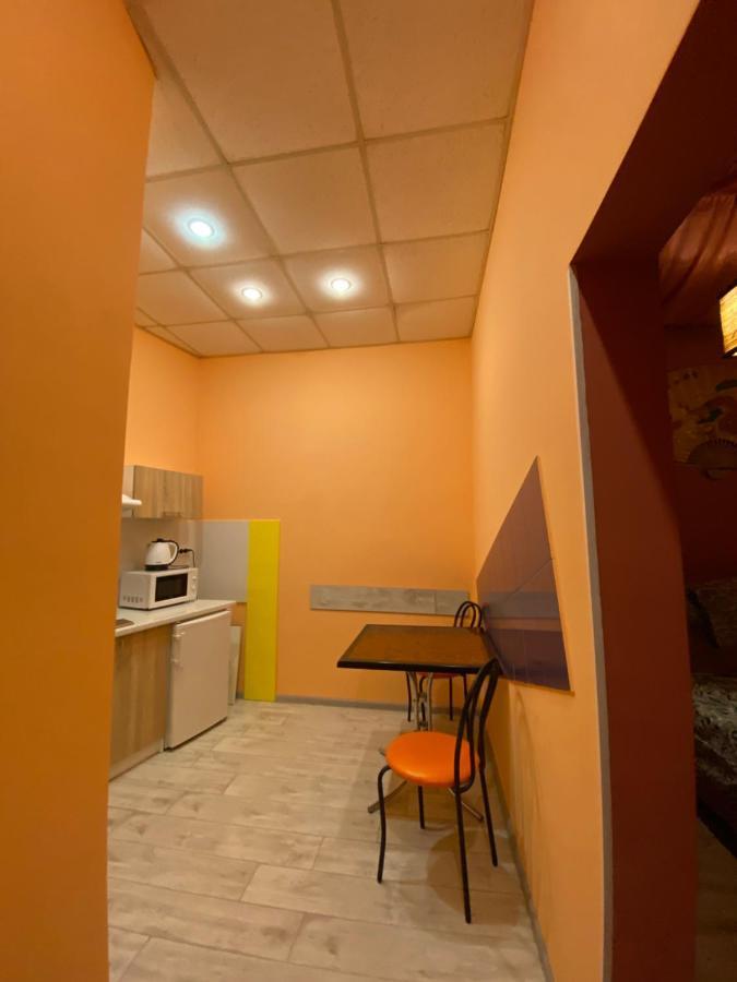 31 Котлярська Apartment Lviv Bagian luar foto
