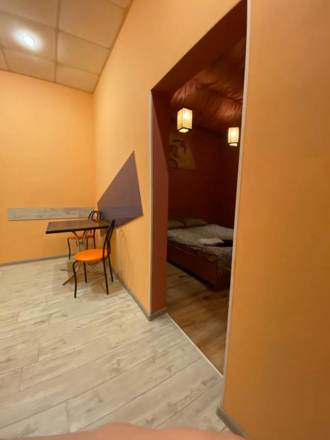 31 Котлярська Apartment Lviv Bagian luar foto